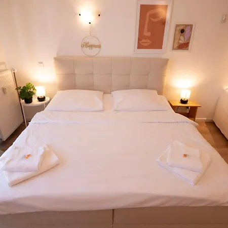 Charmantes Mit Domblick & Stellplatz 公寓 拉恩河畔林堡