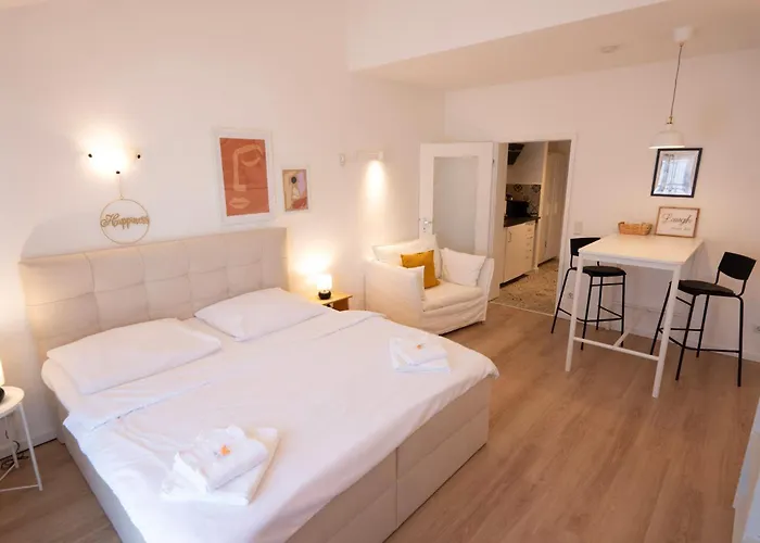 Charmantes Mit Domblick & Stellplatz * Limburg an der Lahn