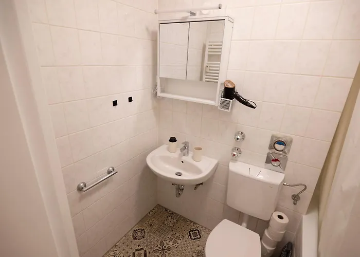 Charmantes Mit Domblick & Stellplatz Limburg an der Lahn